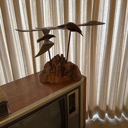 Heavy Nice Quality Seagulls Wood Wooden Carving