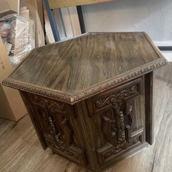 Side/ Coffee Table 