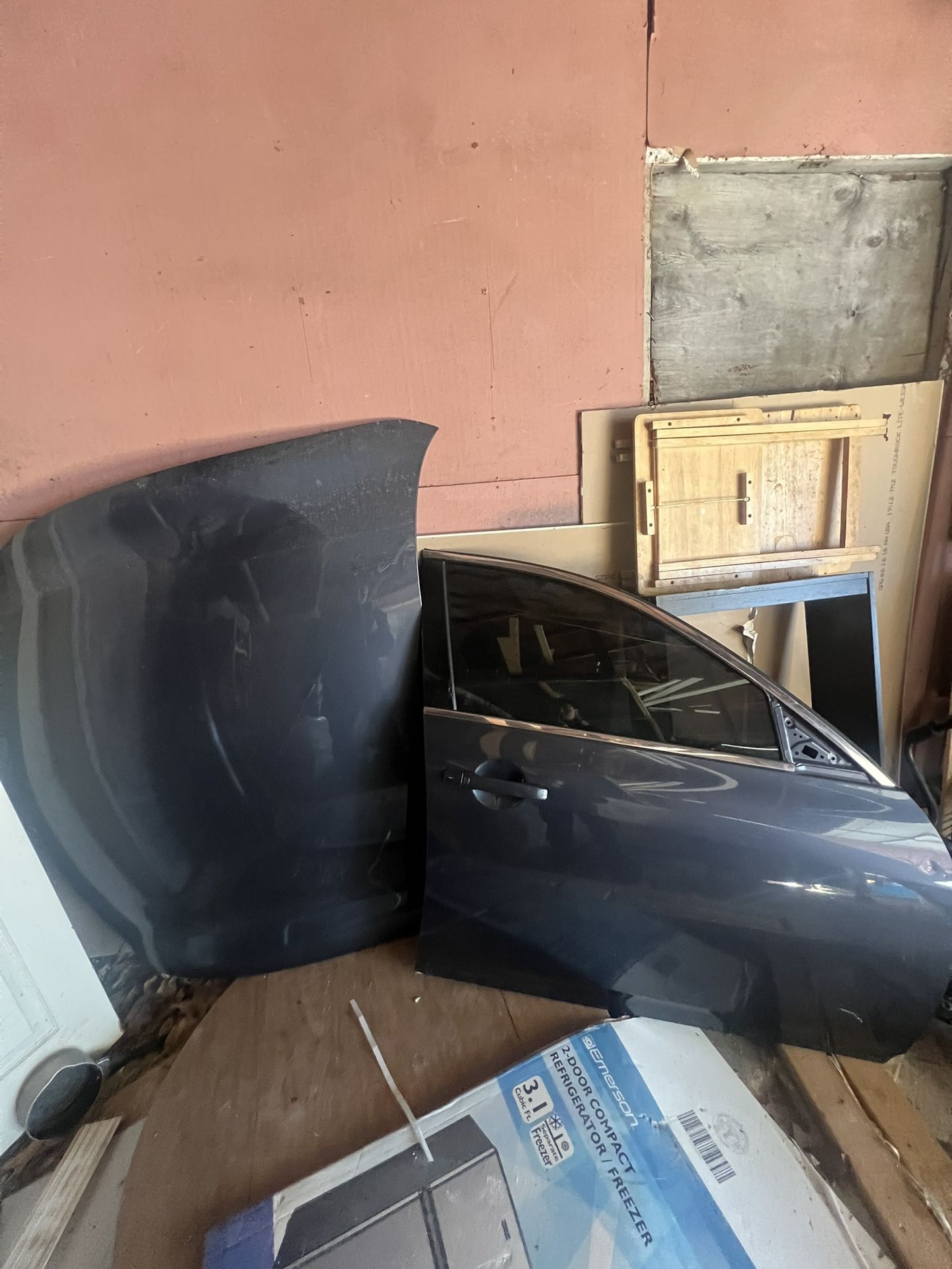 G37 Hood and passenger door