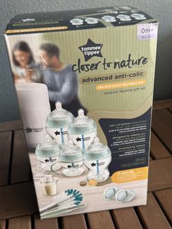 Tippy Tommy 14 Piece Bottle Set