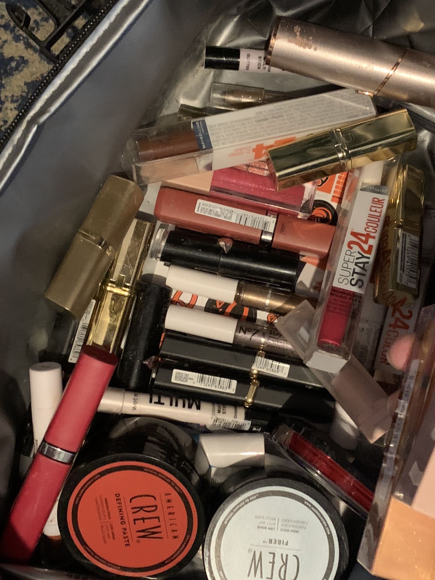 Bundle Of Lip Gloss mascara Foundation Concealer And All Great Brands L’Oréal-Olay~La Roche Posay~No7-Nuetrogena-Mac- Beverly Hills-Wet & Wild