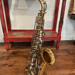 Alto saxophone Yamaha YAS-26 