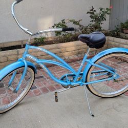 26" Cruiser Bikes - Great Condition!