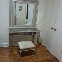 Makeup Vanity 