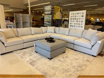 Brand New  MaxHome Dublin Dove 5 Piece Oversized Sectional