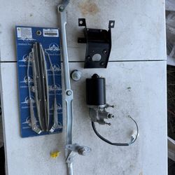 Early Bronco Electric Windsheild Wipers  