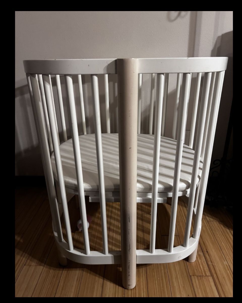 Mini Crib