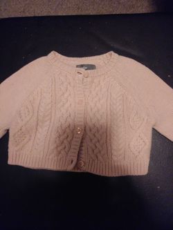 Baby girl baby gap sweater size 0-3 months