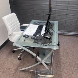 Clear Desk 