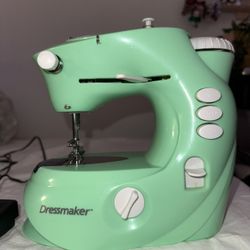 Dressmaker Beginner Sewing Machine 