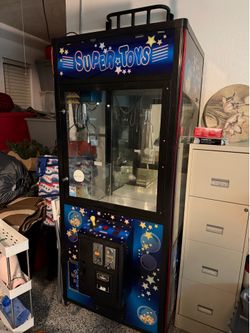 Claw machine