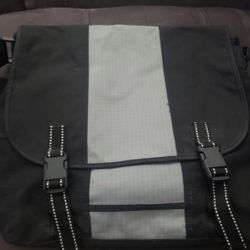 Messenger bag