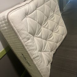 Queen Size Avocado 🥑 Wool Mattress 