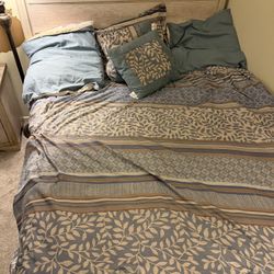 Ashley Furniture "Bellaby" 3-Piece Bedroom Set - Rustic Farmhouse