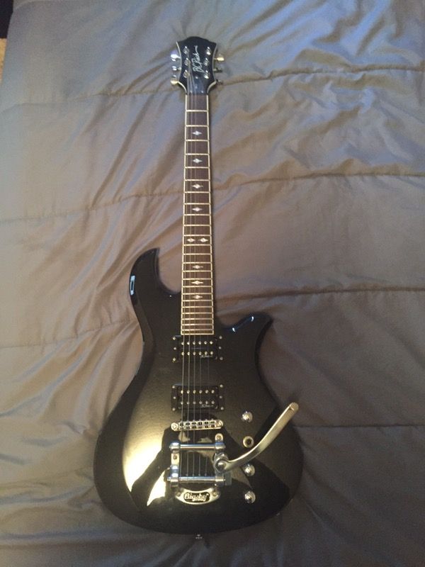 B.C. Rich Eagle Custom Pro X Black Metalflake Electric Guitar