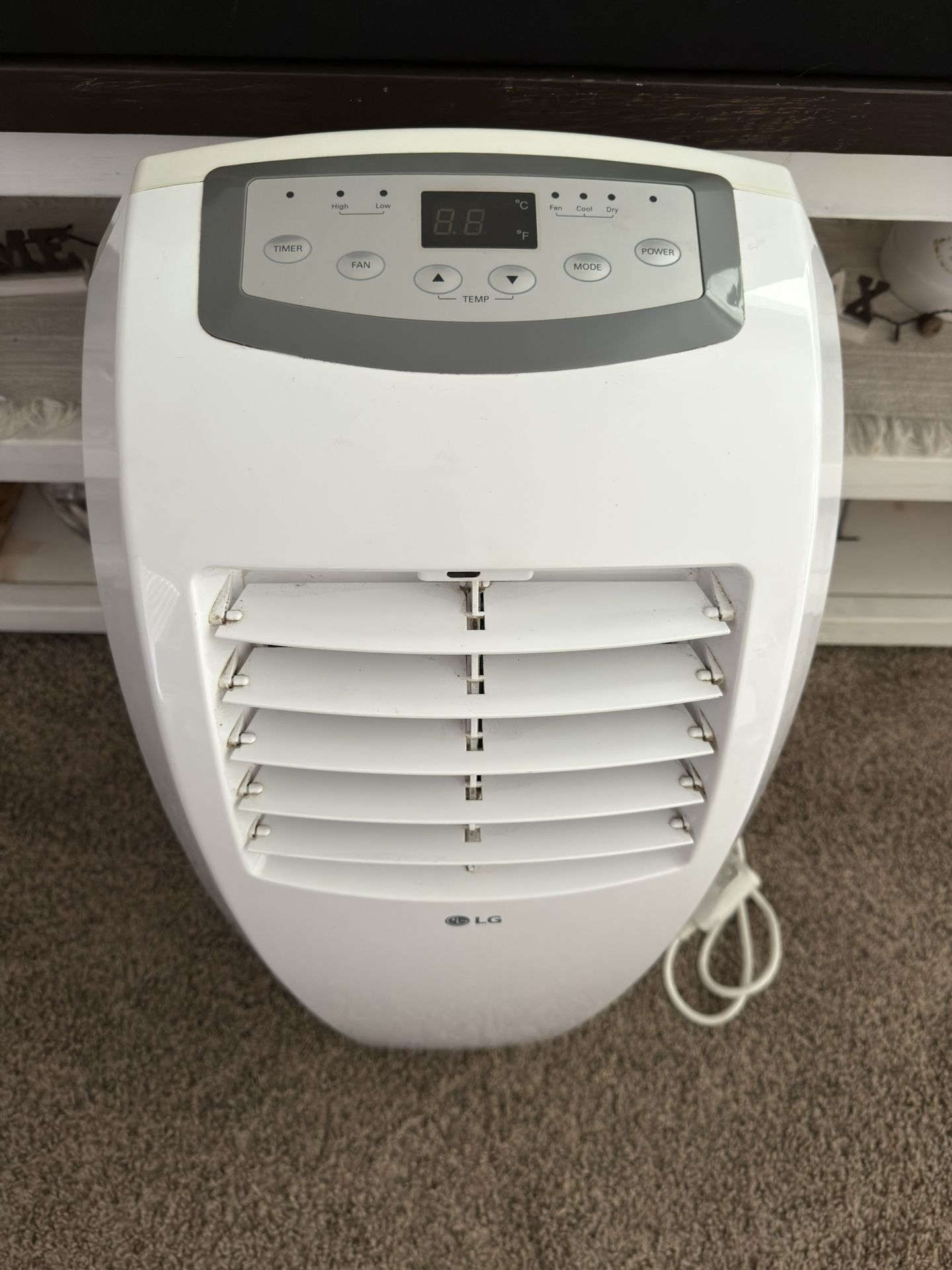 NEW PRICE! LG portable AC unit + remote + ALL hoses, 10000 BTU, Ice Cold, 100% working, Like brand NEW