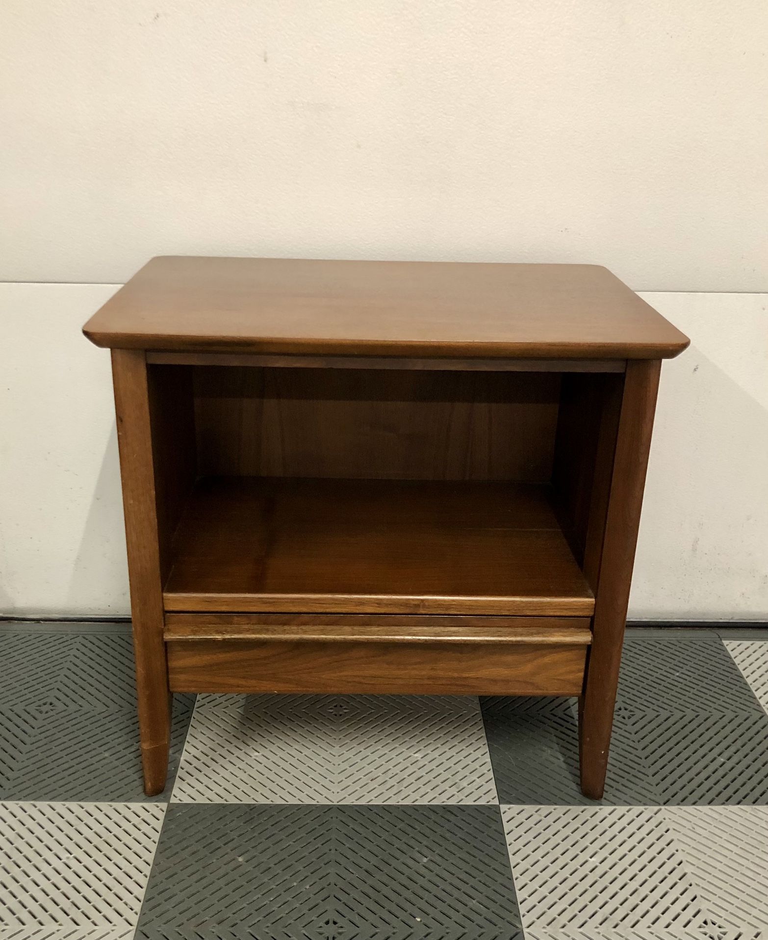 Side / End Table with drawer 