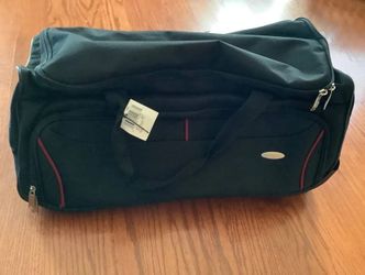 Samsonite Duffle Bag With Wheels $30