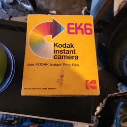 EK6  Kodak Instant Camera