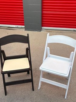 Tables & Chairs