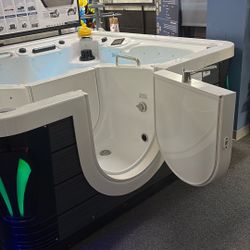 Walk-In Hot Tub