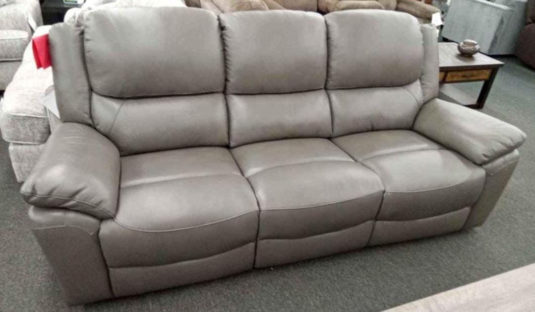 Real Leather Ashley Unleith Power Reclinings Sofas Couchs Finance and Delivery Available 