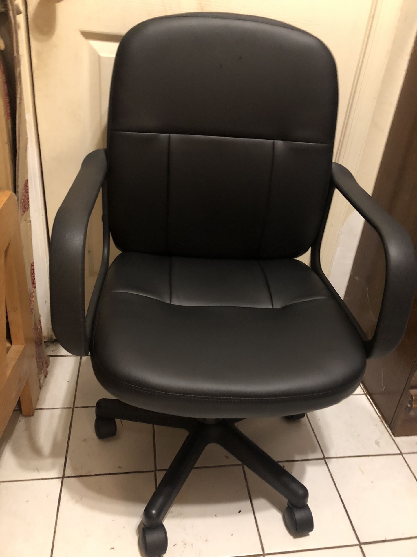 Computer chair