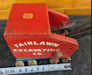 1940s Tick Tock Firestone Fairlawn Wooden Steam Shovel