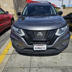 2018 Nissan Rogue