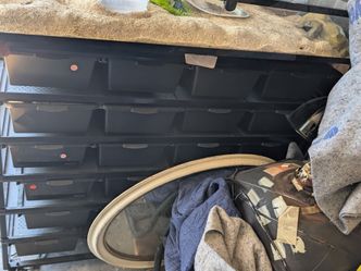 24 bin snake breeding rack with heaters