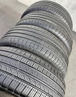 Set 245/50-19 pirelli con el 80% de Vida