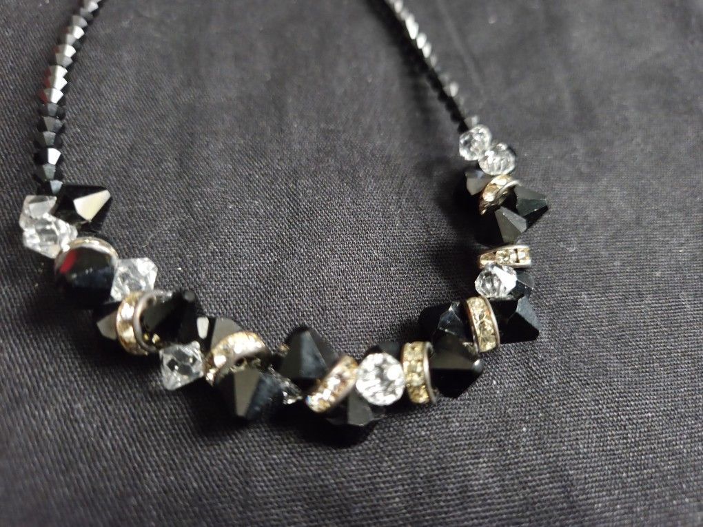 Vtg Clear & Black Crystal Cut Glass Rhinestone Necklace 16" With Box