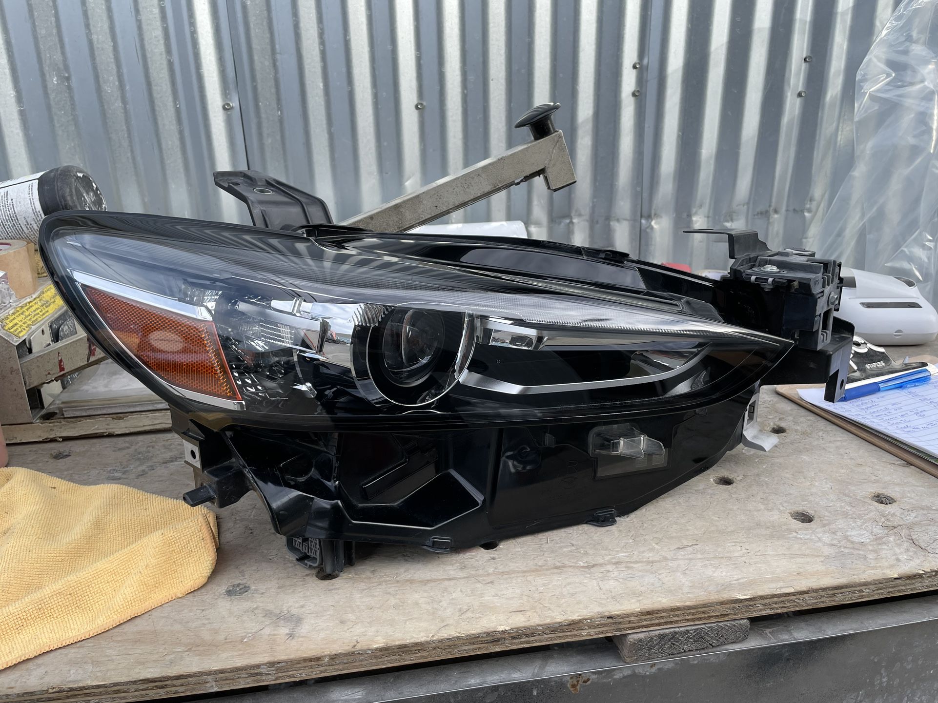 2018-2021 Mazda 6 Right Headlight 