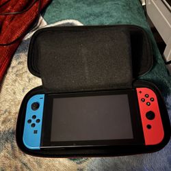 Nintendo Switch + Case + Game 