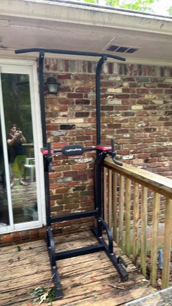 Century boxing bag + pull up bar