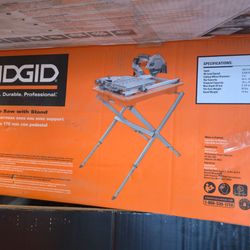 RIDGID 9-Amp 7 in. Blade Corded Wet Tile Saw with Stand
