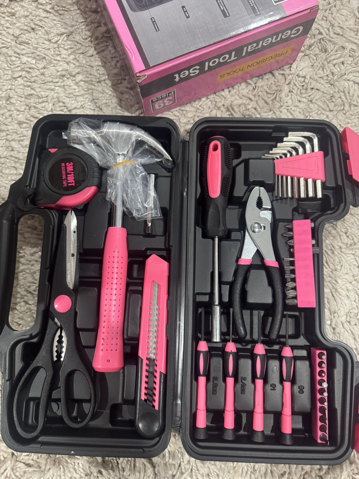 Pink 39-Piece General Tool Set - New In Box
