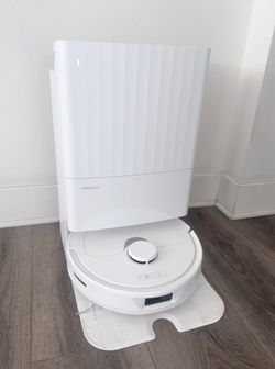 Robot Vacuum & Mop with Self-Cleaning Dock Roborock Q Revo