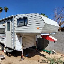 1990 FLEETWOOD 5th Wheel 