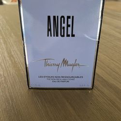 Angle Thievy Muqles Perfume