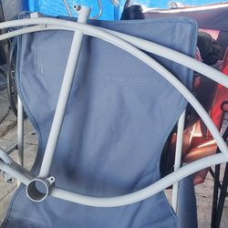 1980 Sᴄʜᴡɪɴɴ Cʀᴜɪsᴇʀ 26" Pʀɪᴍᴇ ʀᴇᴅ Rᴇᴀᴅʏ Fᴏʀ Sᴏᴍᴇ Pᴀɪɴᴛ I Lᴇғᴛ Iᴛ Tʜᴀᴛ Wᴀʏ Sᴏ Tʜᴇ Nᴇᴡ Oᴡɴᴇʀ Cᴀɴ Dᴇᴄɪᴅᴇ Oɴ Tʜᴇ Pᴀɪɴᴛ Color