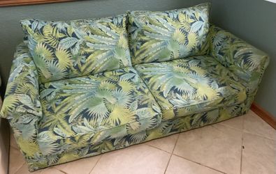 Tropical Leaf Pattern Couch/sofa