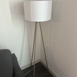 Tripod Lamp