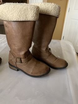 Boots size 1 girls