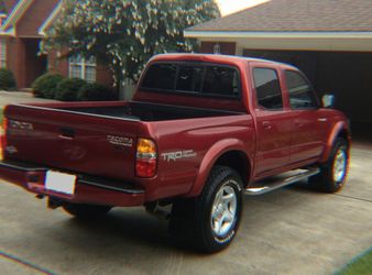 Very nice 2002 toyota tacoma trd Price$14OO