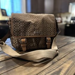 Coach Signatures Messenger Bag 