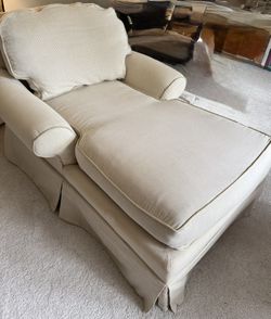 Chaise lounge 