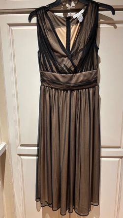 vintage Newport News black and tan mesh midi dress featuring a classic V-neck and a ruched illusion overlay size 4