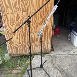 Microphone Stands  2 stands 25 Bucks 