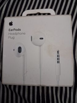Apple earphones